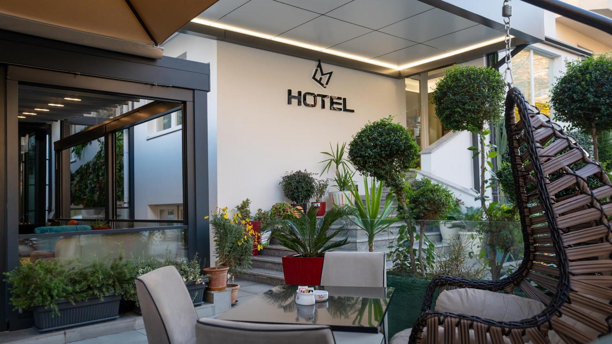 F&M Hotel 2 Tirana Bagian luar foto